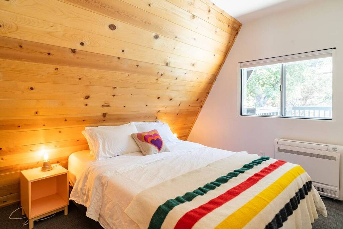 Apartamento entero, Dog Friendly A-Frame   Hot Tub   Nature Views in Idyllwild, Riverside County