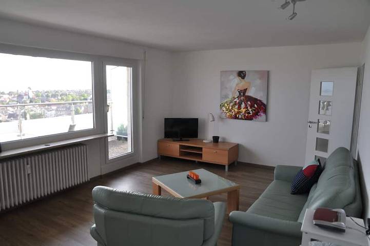 Ganze Wohnung, Penthouse Ferienwohnung Apartment \"Attika Süd\" mit Blick über den Bodensee in Immenstaad, Immenstaad am Bodensee