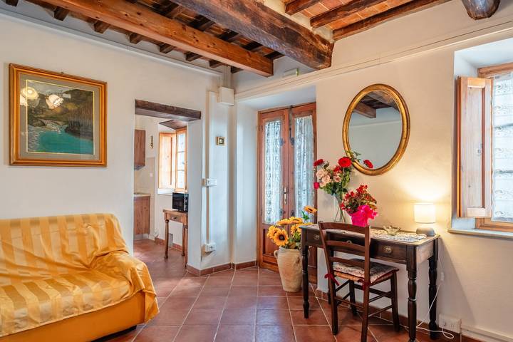 Location de vacances pour 6 personnes, avec jardin à Capannori