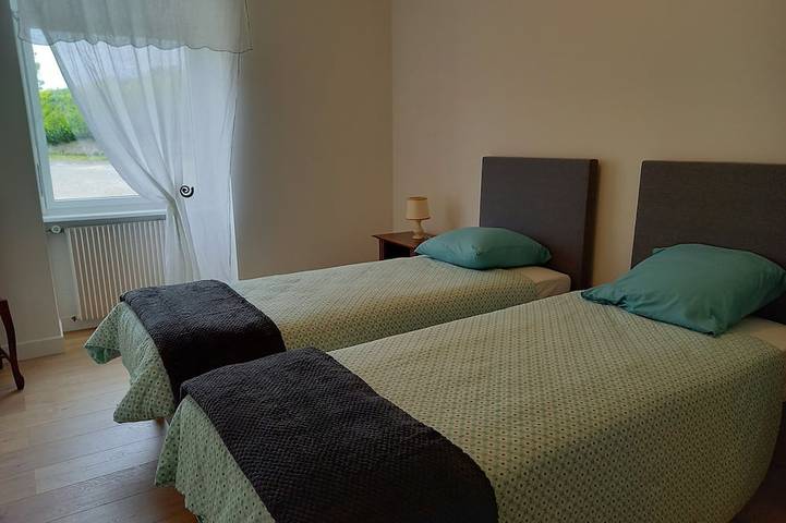 Location de vacances pour 6 personnes, avec jardin à Plogastel-Saint-Germain - 3