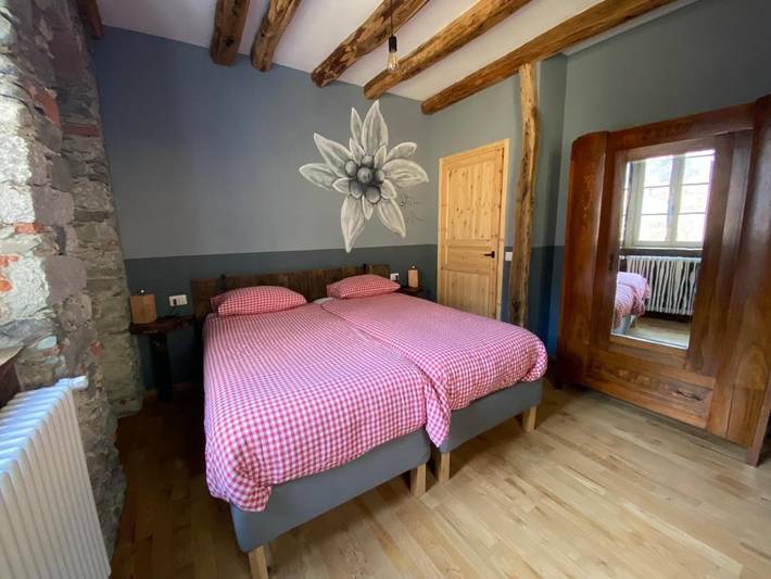 Gîte pour 4 personnes, avec vue et jardin à Varallo - 2