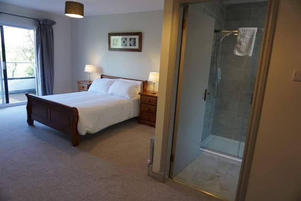 ★ Private & Peaceful | 5 mins to Donegal Town ★ in Donegal, County Donegal