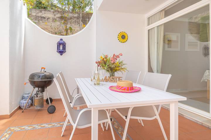 Location de vacances pour 8 personnes, avec piscine ainsi que terrasse et vue sur l’océan dans La Cala de Mijas - 2