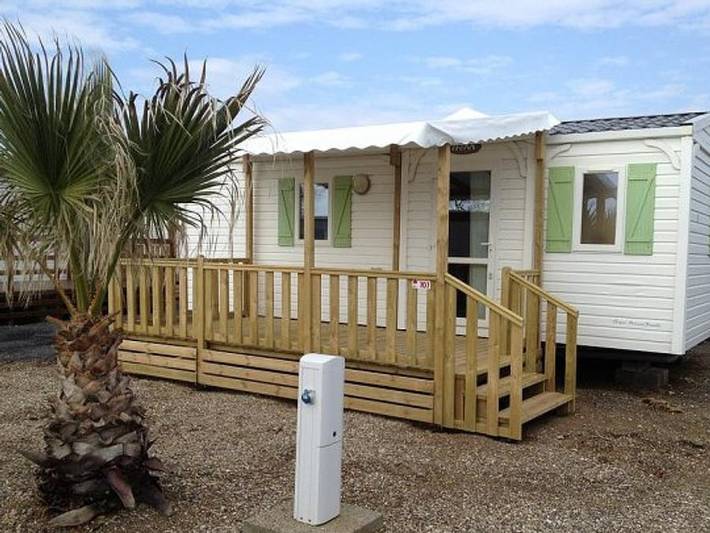Camping pour 6 personnes, avec terrasse et bassin pour enfant à Sérignan - 2