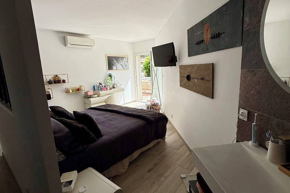 Spacious, bright, fully renovated villa in an excellent location. in Istres, Mittelmeerküste (Frankreich)
