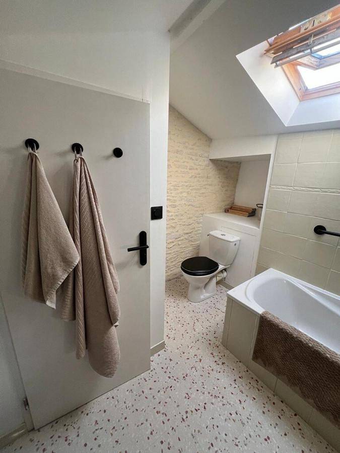 Location de vacances pour 4 personnes, avec jardin et piscine à Sainte-Soline - 3