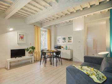 Apartment for 3 People in Lucca, Lucca Province, Photo 1