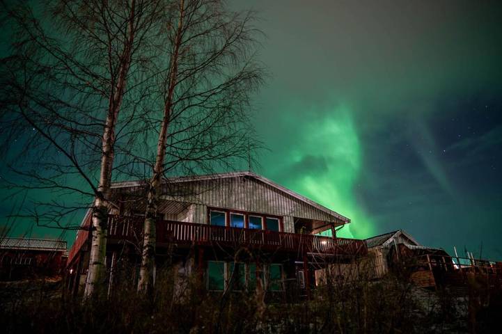 Location de vacances pour 6 personnes, avec jardin ainsi que vue et vue sur le lac à Abisko - 3