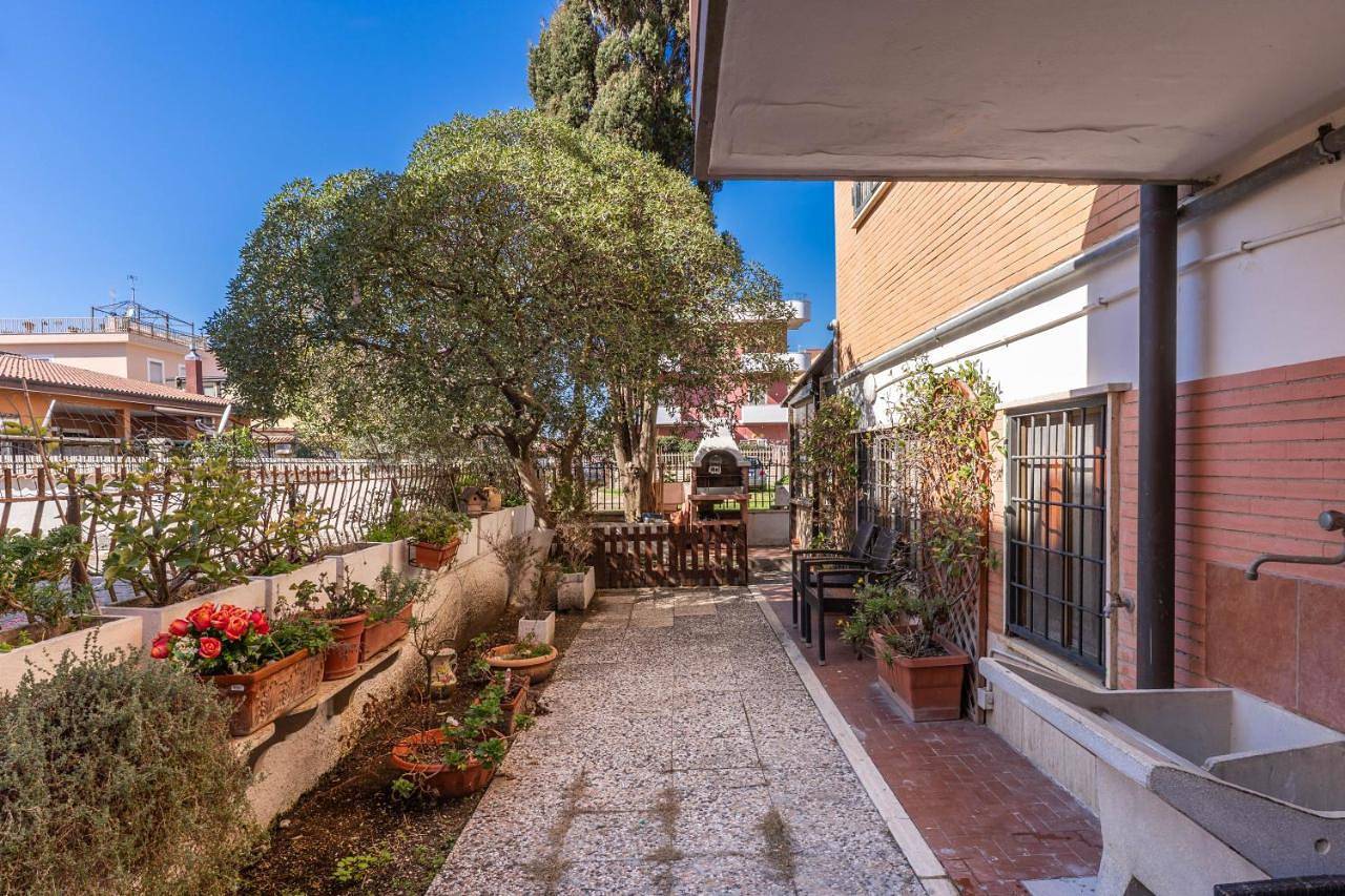 Appartamento intero, Two-Bedroom Apartment in Passoscuro, Fiumicino