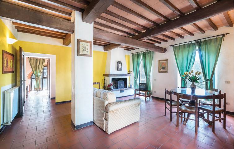 Location de vacances pour 6 personnes, avec terrasse et piscine, adapté aux familles à Dicomano - 3