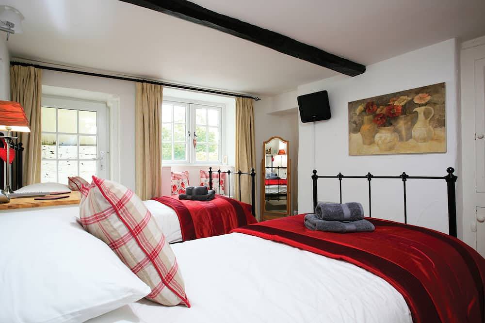 4 Star Cosy Cottage in Chapel Stile, Langdale Valley, Lake District, England in Chapel Stile, Lake District