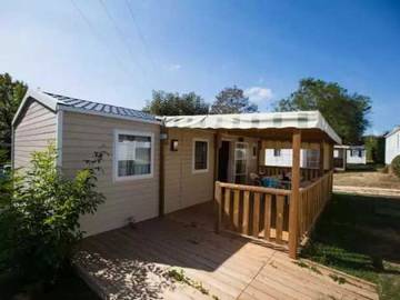 Camping pour 6 Personnes dans Thégra, Parc Naturel Régional des Causses du Quercy, Photo 1