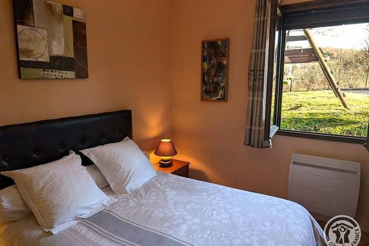 Location de vacances pour 4 personnes, avec jardin à Sain-Bel - 2