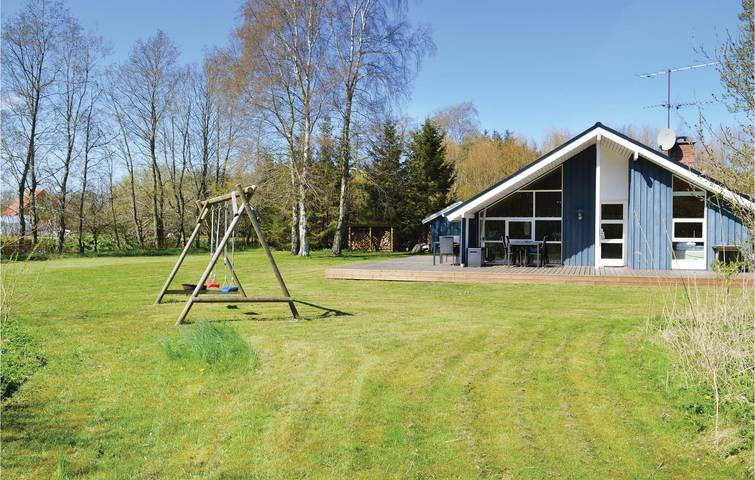 Ferienhaus für 6 Personen, mit Terrasse und Whirlpool sowie Garten und Sauna in Bratten - 4