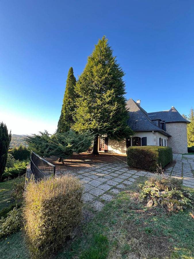 Villa in Ussel, Région d'Ussel