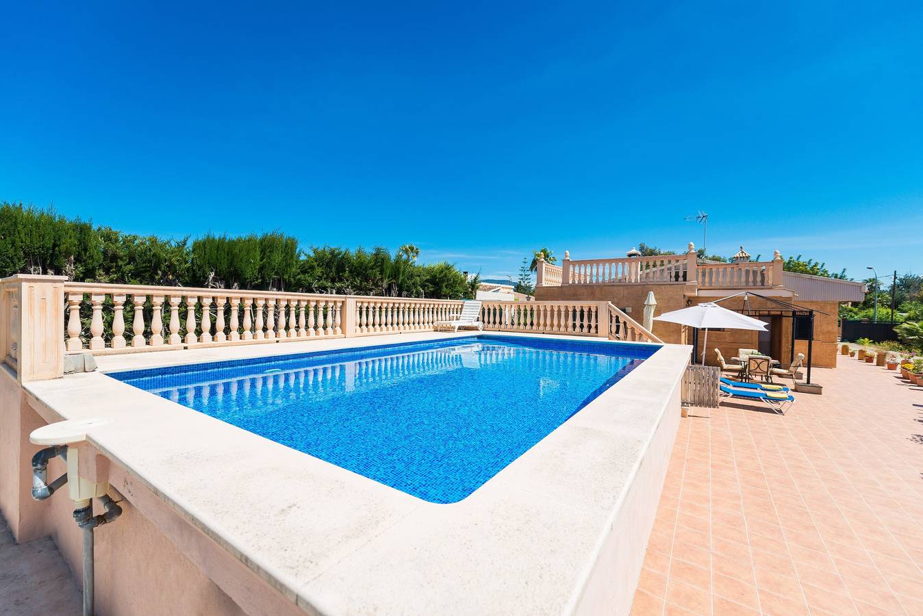 Villa familiar "Ses Llegitimes" con piscina in Son Daviu Nou, Marrachí
