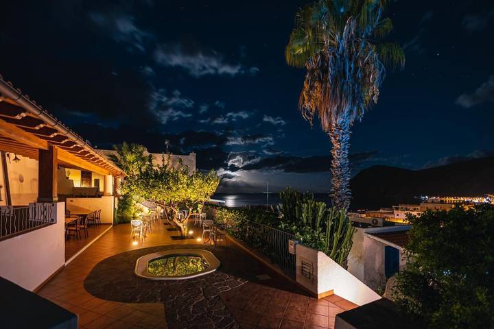 Ferienhaus für 4 Personen, mit Pool und Garten sowie Ausblick, mit Haustier in Lipari - 3