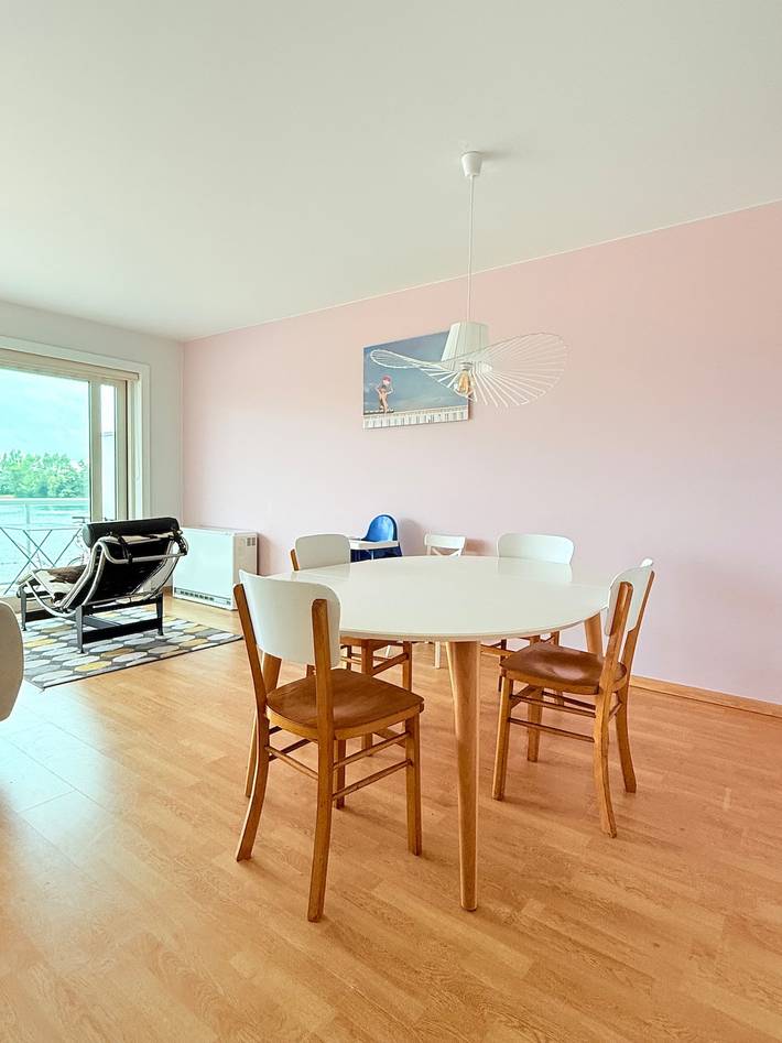 Apartamento entero, Lovely Apartment for 6 Guests with nice Water Views baby bed in Knokke-Heist, Costa de Bélgica