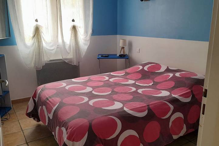 Location de vacances pour 8 personnes, avec terrasse et jardin à Maraussan - 3