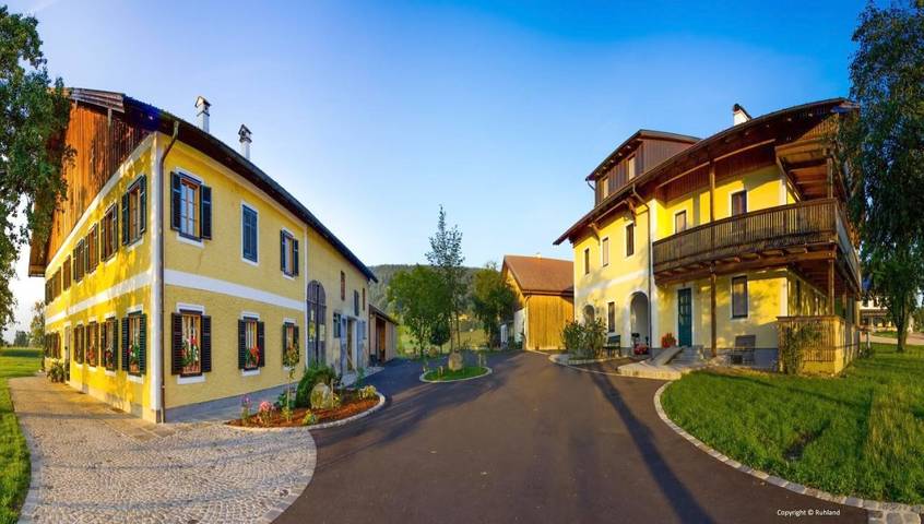 Ferienwohnung für 4 Personen, mit Garten und Ausblick in Attergau - 2