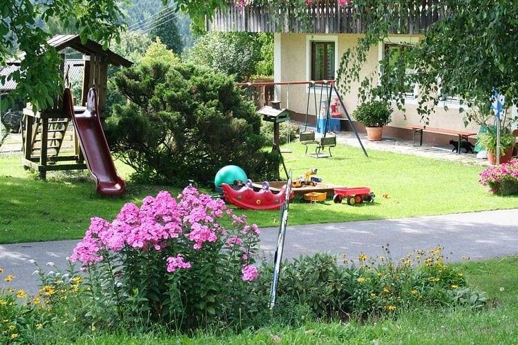 Ferienhaus mit Garten in Waldnähe in Arnschwang, Ostbayern