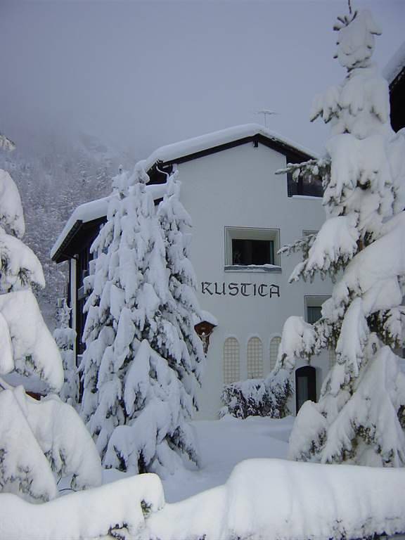 Ganze Ferienwohnung, 4-Bettwohnung Nr. 4 in Saas-Almagell, Walliser Alpen