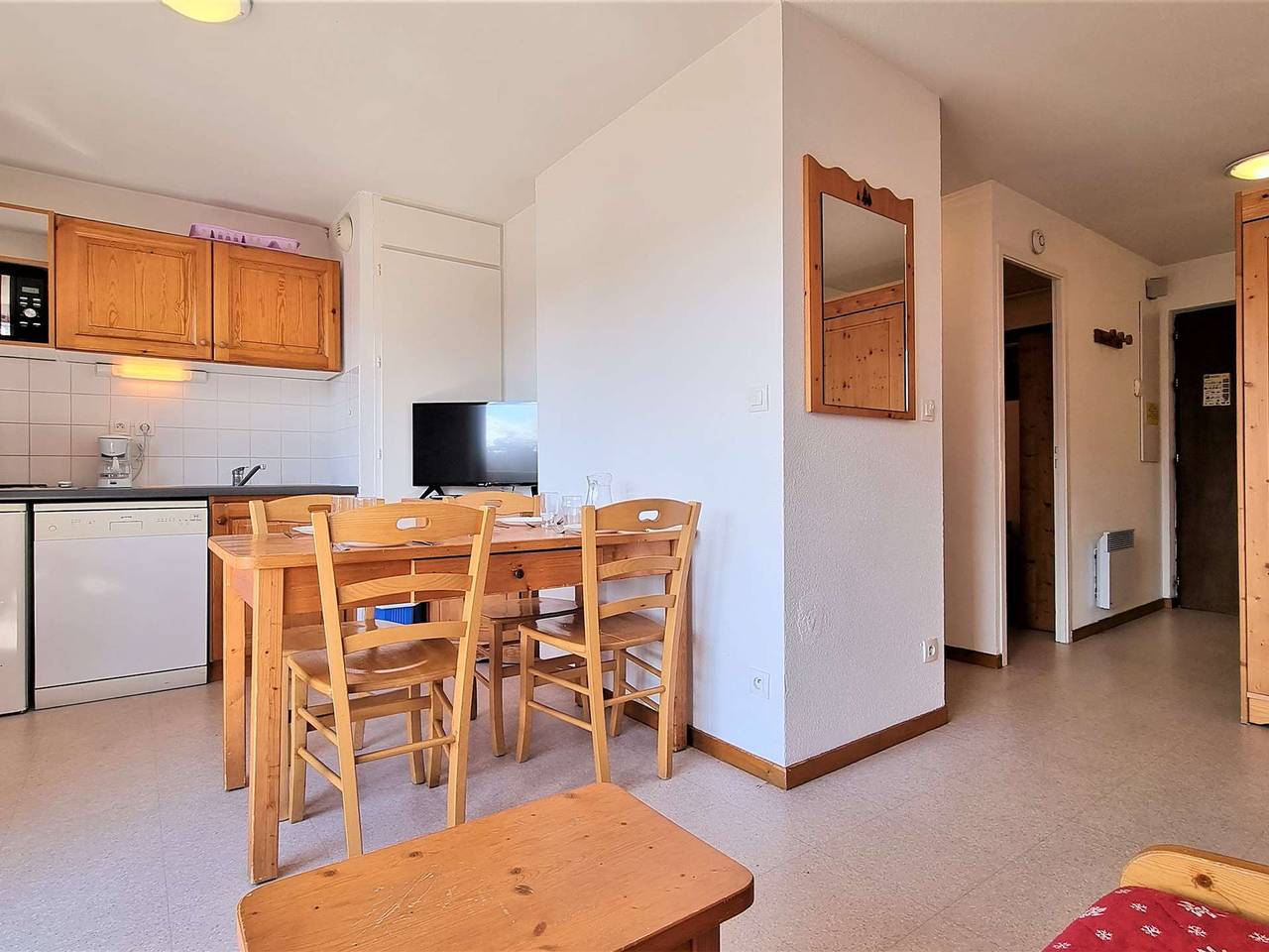 Appartement entier, Appartement en Montagne: 2 Pièces, Coin Nuit, 6 Pers, Proche Pistes - Dévoluy in Saint-Étienne-en-Dévoluy, Le Dévoluy