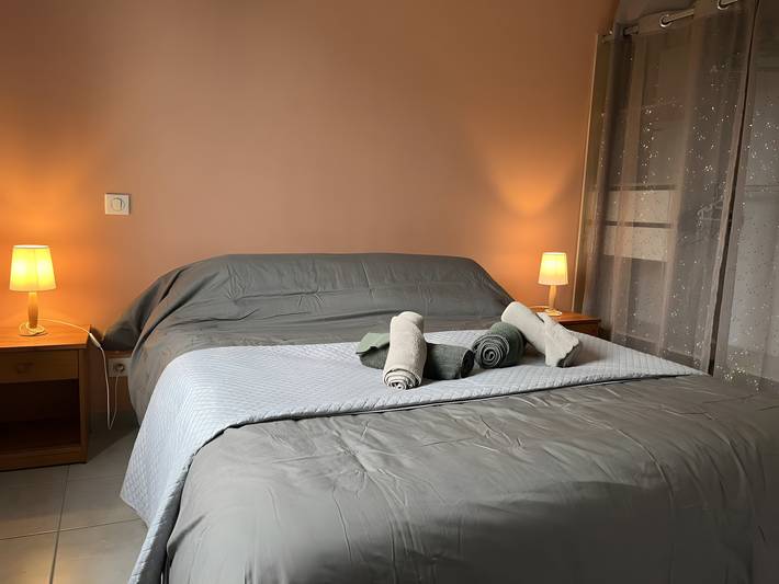 Location de vacances pour 14 personnes, avec jardin, adapté aux familles dans Parc Naturel Régional des Causses du Quercy - 3