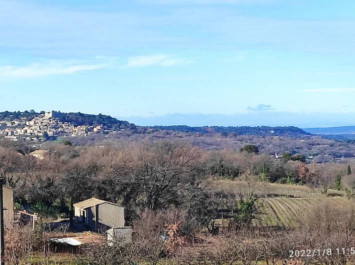 Gîte pour 4 personnes, avec piscine ainsi que terrasse et jardin à Bonnieux