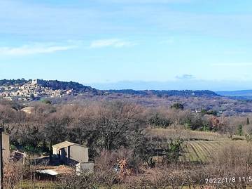 Gîte pour 4 personnes, avec jardin ainsi que terrasse et piscine à Bonnieux