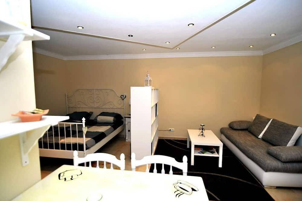 Ganze Wohnung, Ferienwohnung Bergkönig - Appartement/Fewo, Dusche, Wc, 2 Schlafräume in Bad Breisig, Osteifel