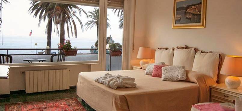 BnB für 2 Personen, mit Terrasse, mit Haustier in Varazze