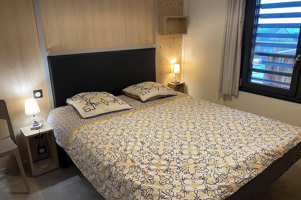 Chalet in residential park near Saint Vaast in Quettehou, Región de Cherbourg