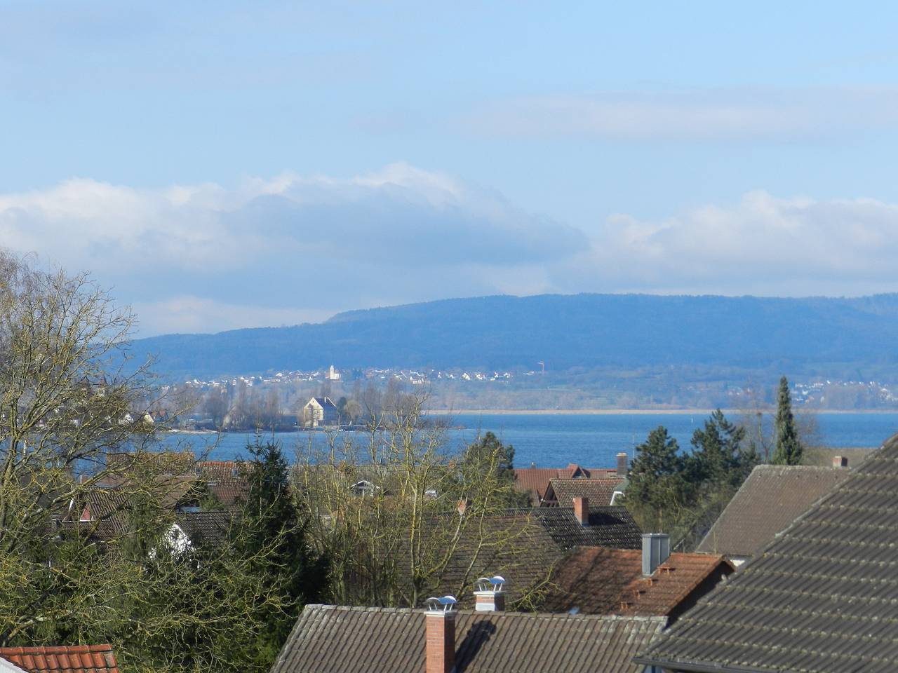 Ganze Ferienwohnung, Ferienwohnung Rösch - 3-4-Zimmer-Fewo in Allensbach, Untersee