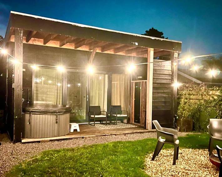 Maison de vacances pour 4 personnes, avec jardin ainsi que jacuzzi et sauna - 1
