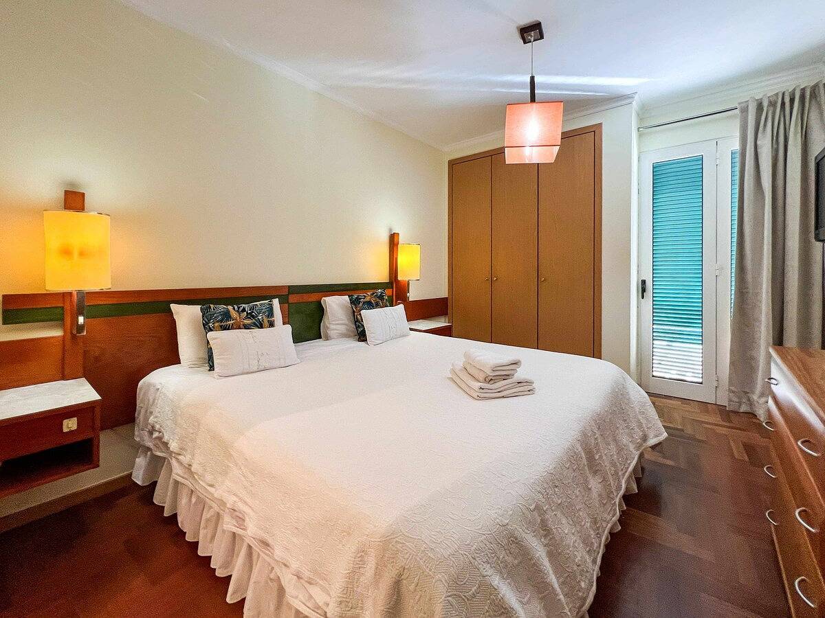 Ganze Wohnung, Ferienwohnung für 4 Personen in Caniço, Madeira