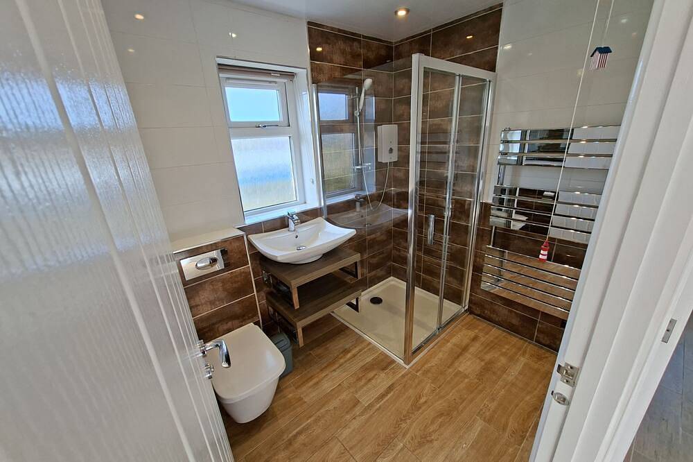 C20 Y Worry, Riviere Towans in Hayle, Cornwall