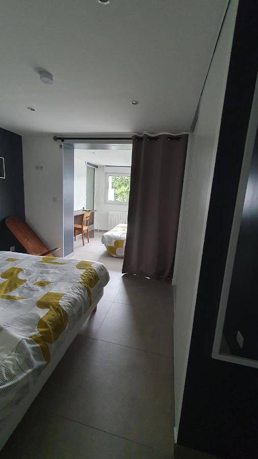 Location de vacances pour 10 personnes, avec vue ainsi que terrasse et piscine à Aspremont - 4