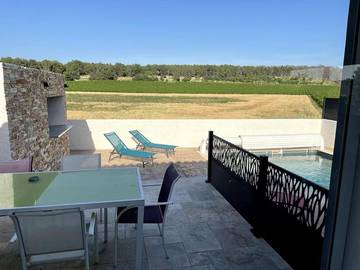 Cottage pour 6 personnes, avec jardin ainsi que piscine et terrasse à Montady