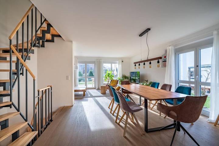 Ferienwohnung für 8 Personen, mit Terrasse und Garten sowie Sauna in Seehausen am Staffelsee