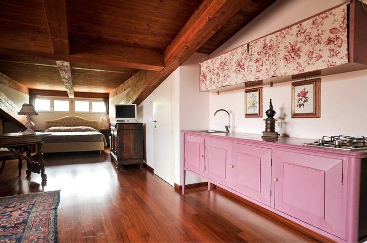 Chambre d’hôte pour 5 personnes, avec Balcon et Terrasse ainsi que Jardin et Vue à Rimini