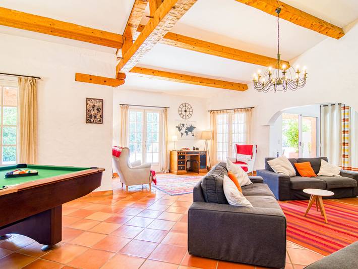 Location de vacances pour 8 personnes, avec terrasse et jardin à Bagnols-en-Forêt - 4