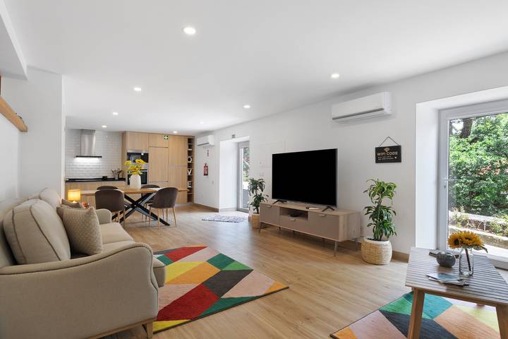 Aurora Holiday Home with Mountain View, Wi-Fi and Air Conditioning in Campo do Gerês, Braga District