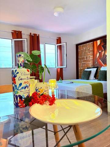 Gîte pour 2 personnes, avec terrasse et vue dans Marina du Marin