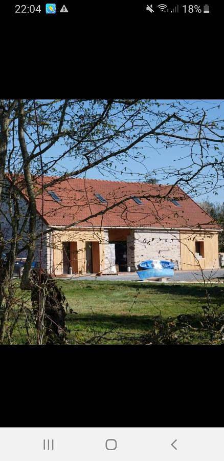 Gîte pour 2 personnes, avec jacuzzi ainsi que piscine et jardin à Malleret-Boussac