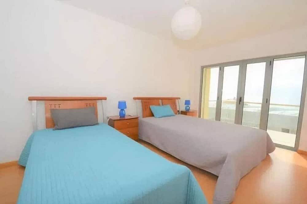 Apartamento entero, Duplex facing the sea, ideal for your family vacation in Praia da Nazaré, Nazaré