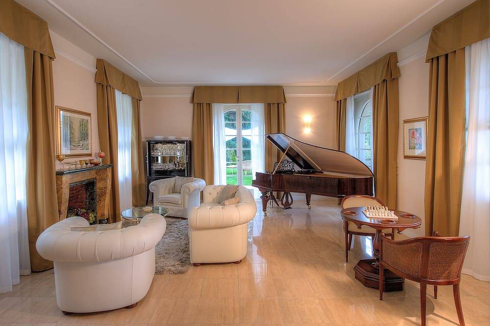 Raffinierten Luxusvilla mit Pool und Blick auf Lago Maggiore! - Villa Ermelinda in Baveno, Comune di Baveno