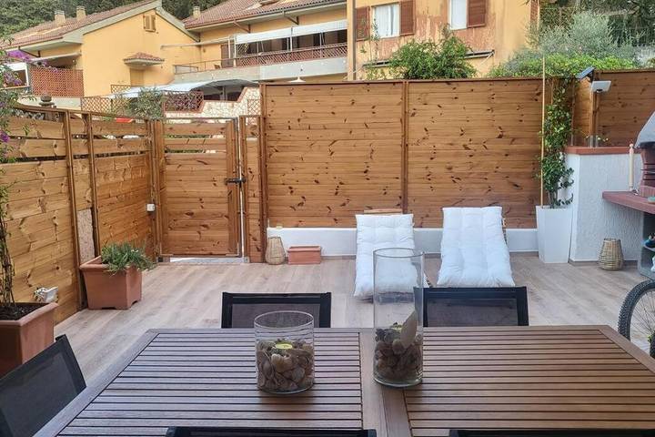 Ferienwohnung für 6 Personen, mit Terrasse und Garten in Porto Ercole