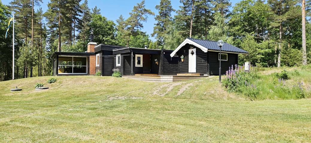Ferienhaus für 4 Personen, mit Terrasse und Garten sowie Seeblick in Smaland - 2