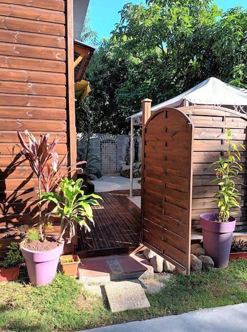 Gîte pour 6 personnes, avec jardin ainsi que jacuzzi et sauna à Sainte-Marie (Île de la Réunion) - 2